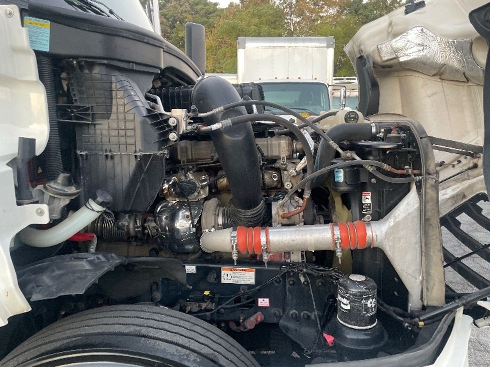 Sleeper Tractor-Heavy Duty Tractors-Freightliner-2022-T12664ST-Atlanta-GA-507,470\n\t\tmiles-$ 72,000 - Image 21