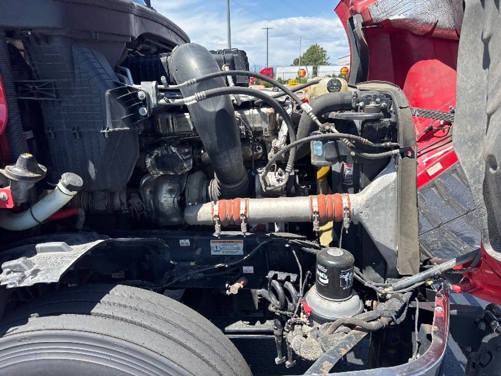Sleeper Tractor-Heavy Duty Tractors-Freightliner-2022-T12664ST-Aurora-CO-509,800\n\t\tmiles-$ 70,750 - Image 21