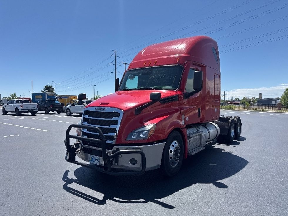 Sleeper Tractor-Heavy Duty Tractors-Freightliner-2022-T12664ST-Aurora-CO-509,800\n\t\tmiles-$ 70,750 - Image 3