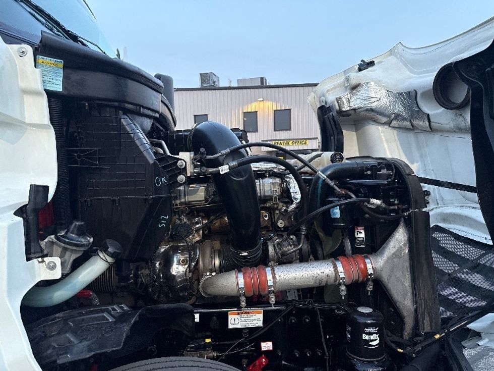 Sleeper Tractor-Heavy Duty Tractors-Freightliner-2022-T12664ST-Austin-TX-403,064\n\t\tmiles-$ 79,750 - Image 20