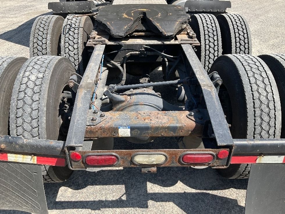 Sleeper Tractor-Heavy Duty Tractors-Freightliner-2022-T12664ST-Brooklyn Park-MN-574,864\n\t\tmiles-$ 67,500 - Image 6