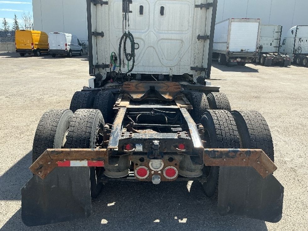 Sleeper Tractor-Heavy Duty Tractors-Freightliner-2022-T12664ST-Calgary-AB-843,507\n\t\tkm-$ 94,000 - Image 6