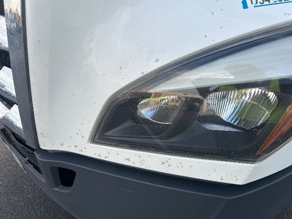 Sleeper Tractor-Heavy Duty Tractors-Freightliner-2022-T12664ST-Ceres-CA-438,525\n\t\tmiles-$ 86,750 - Image 22