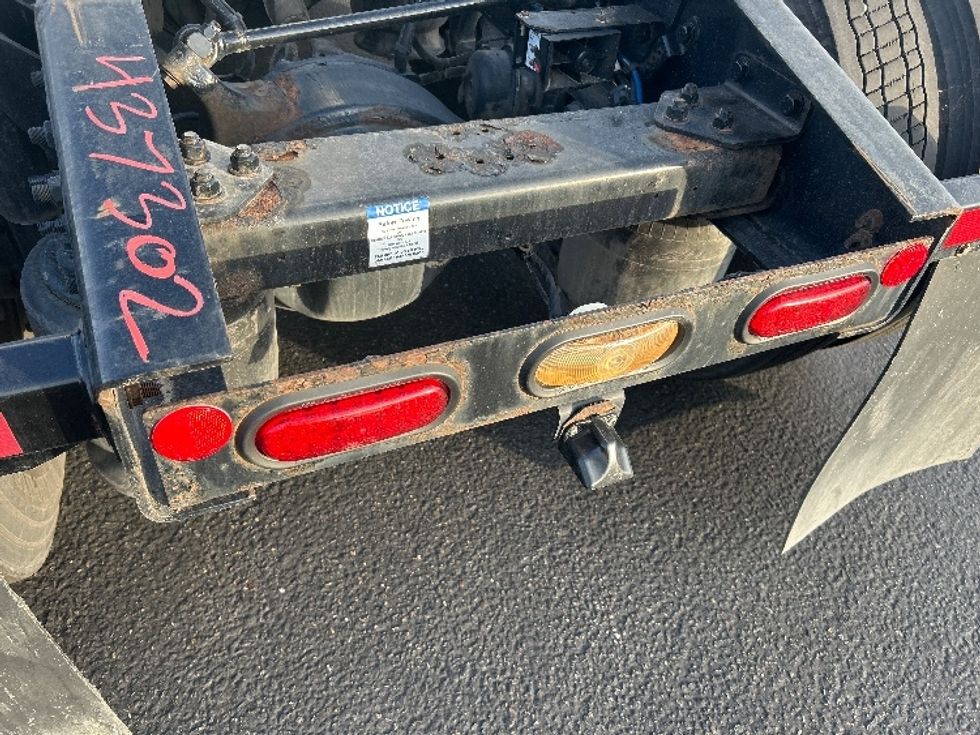 Sleeper Tractor-Heavy Duty Tractors-Freightliner-2022-T12664ST-Ceres-CA-438,525\n\t\tmiles-$ 86,750 - Image 23