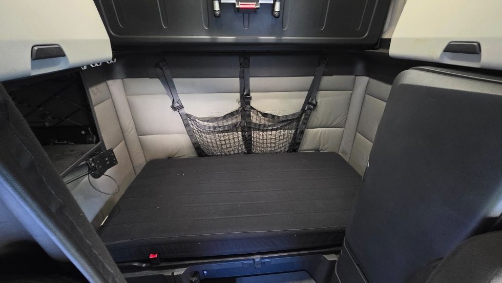 Sleeper Tractor-Heavy Duty Tractors-Freightliner-2022-T12664ST-Charlotte-NC-490,628\n\t\tmiles-$ 70,750 - Image 16