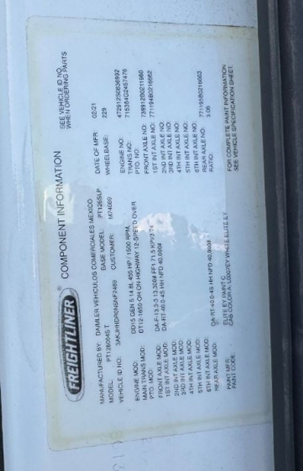 Sleeper Tractor-Heavy Duty Tractors-Freightliner-2022-T12664ST-Chicago (Melrose Park)-IL-575,196\n\t\tmiles-$ 58,750 - Image 23