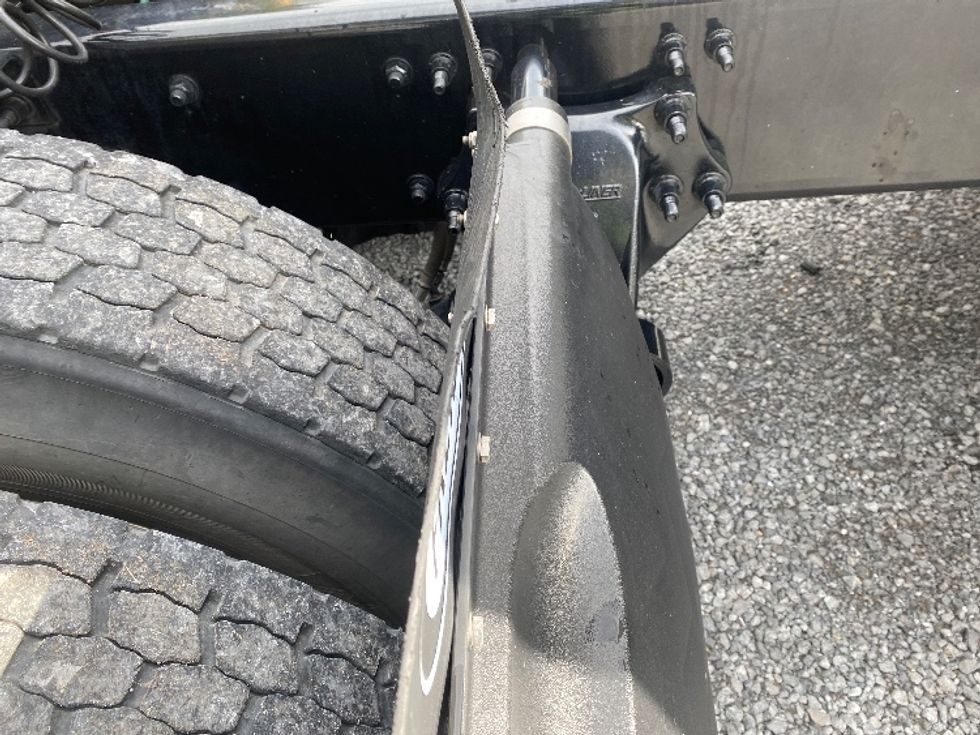 Sleeper Tractor-Heavy Duty Tractors-Freightliner-2022-T12664ST-Cleveland-TN-311,299\n\t\tmiles-$ 84,500 - Image 29