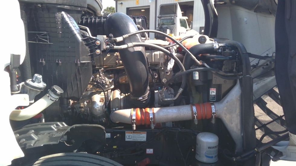 Sleeper Tractor-Heavy Duty Tractors-Freightliner-2022-T12664ST-Columbia-TN-449,787\n\t\tmiles-$ 78,500 - Image 20