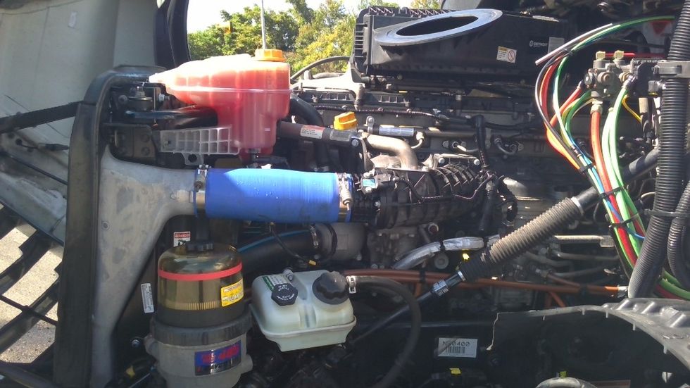 Sleeper Tractor-Heavy Duty Tractors-Freightliner-2022-T12664ST-Columbia-TN-449,787\n\t\tmiles-$ 78,500 - Image 21