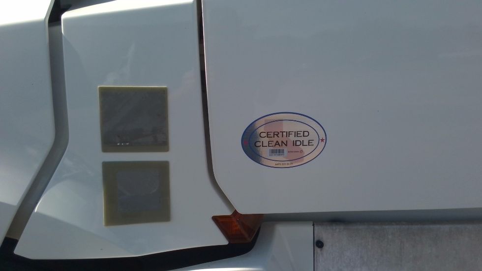 Sleeper Tractor-Heavy Duty Tractors-Freightliner-2022-T12664ST-Columbia-TN-449,787\n\t\tmiles-$ 78,500 - Image 22