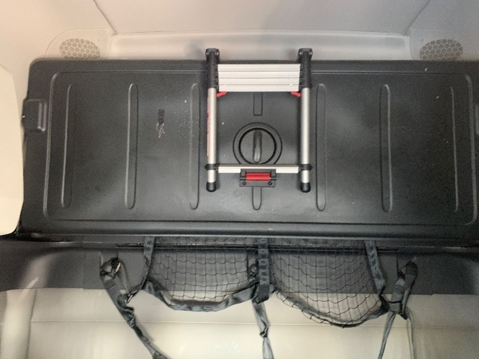 Sleeper Tractor-Heavy Duty Tractors-Freightliner-2022-T12664ST-Concord-NC-533,336\n\t\tmiles-$ 63,500 - Image 16