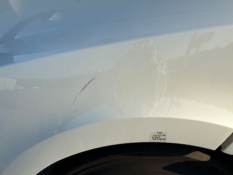 Sleeper Tractor-Heavy Duty Tractors-Freightliner-2022-T12664ST-Dalton-GA-638,306\n\t\tmiles-$ 58,500 - Image 22