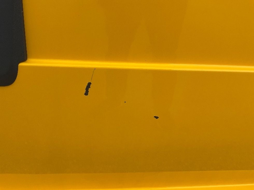 Sleeper Tractor-Heavy Duty Tractors-Freightliner-2022-T12664ST-Earth City-MO-402,217\n\t\tmiles-$ 78,750 - Image 22