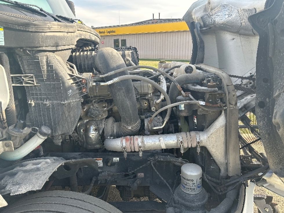 Sleeper Tractor-Heavy Duty Tractors-Freightliner-2022-T12664ST-East Chicago-IN-280,781\n\t\tmiles-$ 91,250 - Image 20