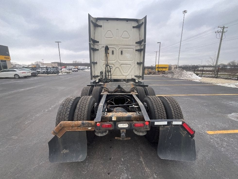 Sleeper Tractor-Heavy Duty Tractors-Freightliner-2022-T12664ST-East Chicago-IN-400,988\n\t\tmiles-$ 75,750 - Image 6