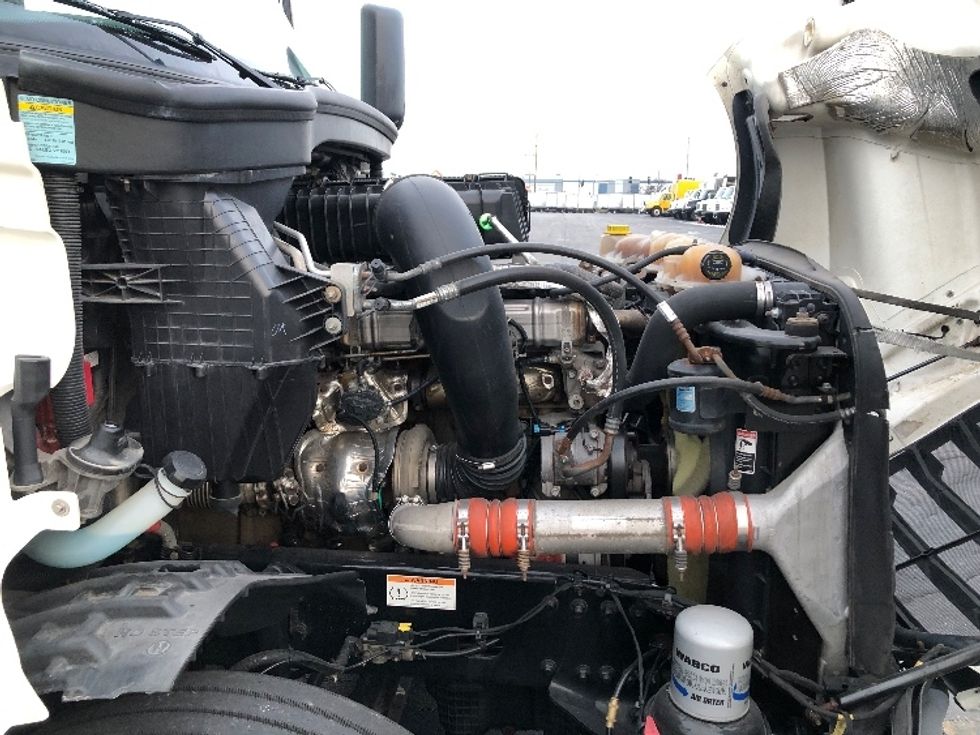 Sleeper Tractor-Heavy Duty Tractors-Freightliner-2022-T12664ST-East Chicago-IN-524,753\n\t\tmiles-$ 62,500 - Image 19