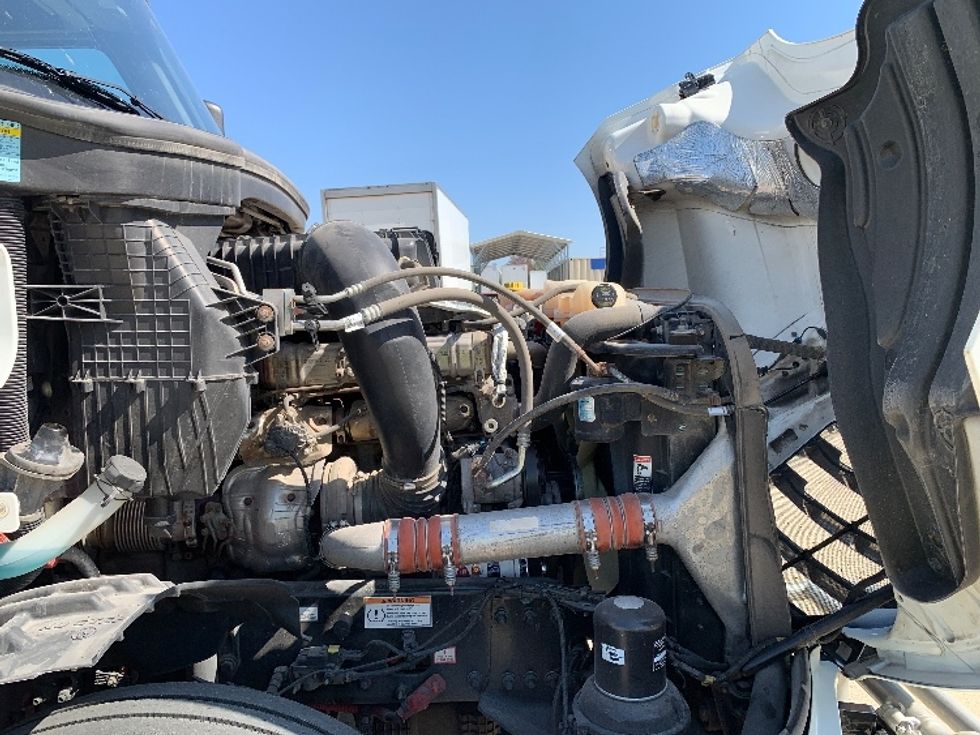 Sleeper Tractor-Heavy Duty Tractors-Freightliner-2022-T12664ST-East Liberty-OH-209,850\n\t\tmiles-$ 95,750 - Image 20