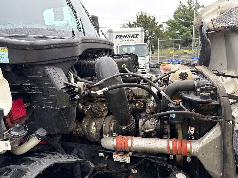 2022 Freightliner Cascadia 126" Sleeper Cab photo 15