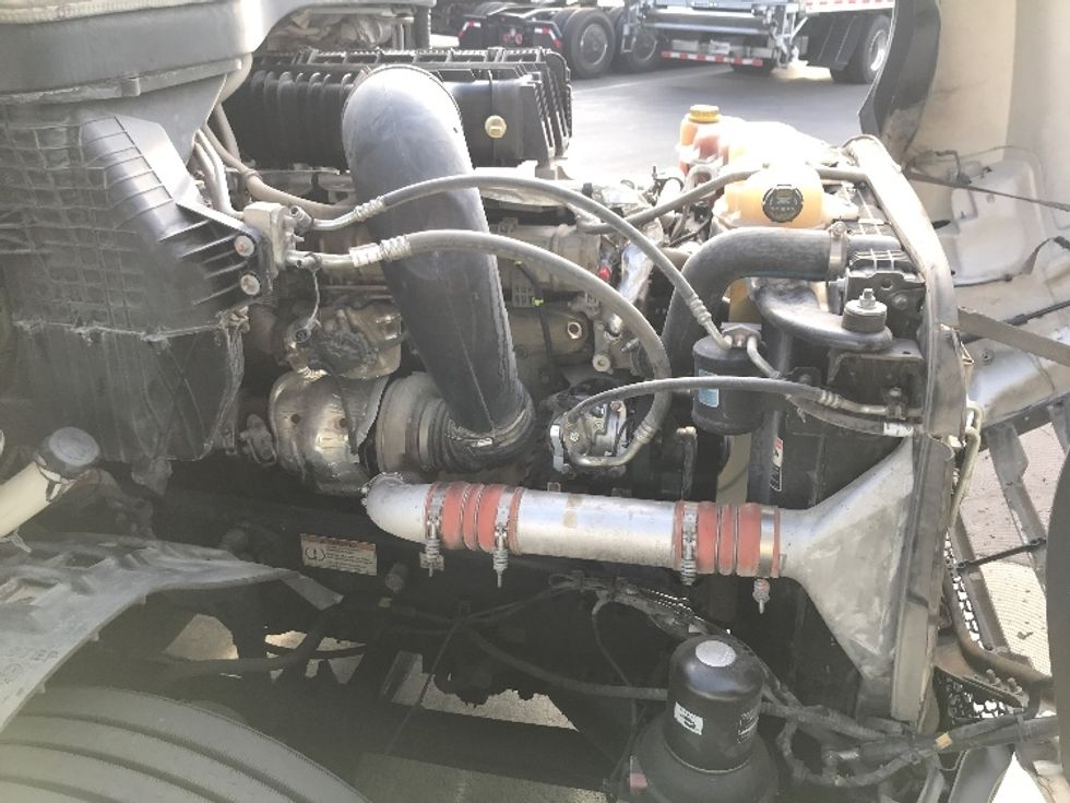 Sleeper Tractor-Heavy Duty Tractors-Freightliner-2022-T12664ST-El Paso-TX-407,069\n\t\tmiles-$ 87,500 - Image 20