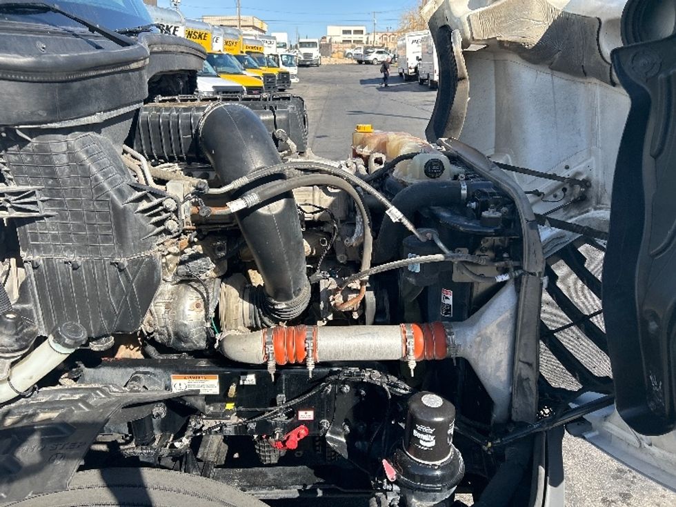 Sleeper Tractor-Heavy Duty Tractors-Freightliner-2022-T12664ST-El Paso-TX-571,167\n\t\tmiles-$ 66,750 - Image 20