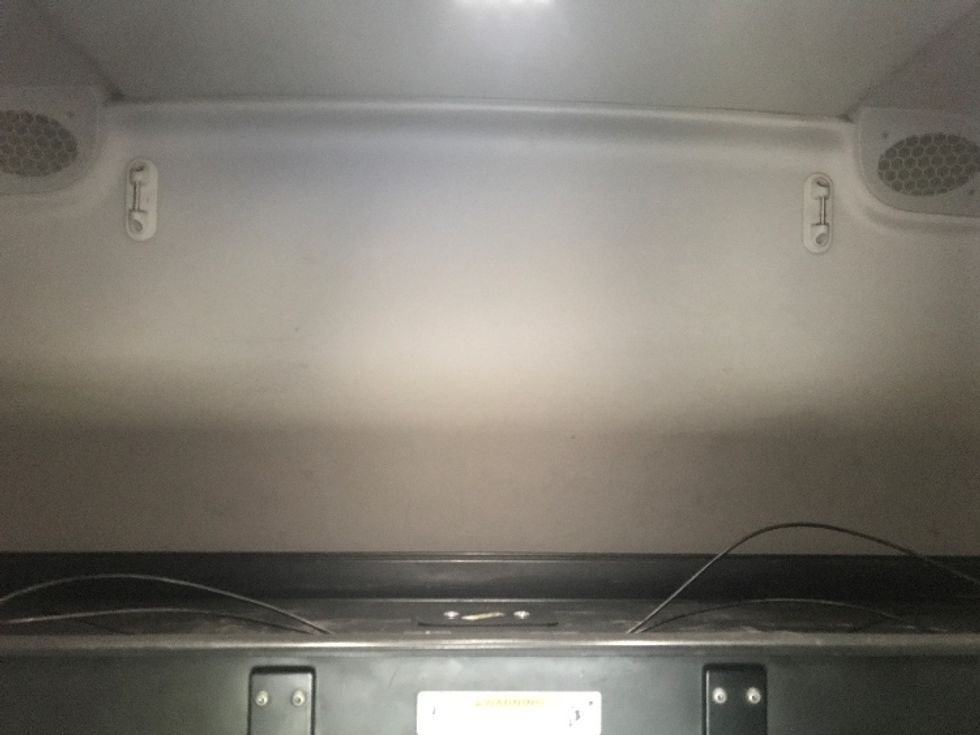 Sleeper Tractor-Heavy Duty Tractors-Freightliner-2022-T12664ST-Evansville-IN-501,099\n\t\tmiles-$ 68,250 - Image 17