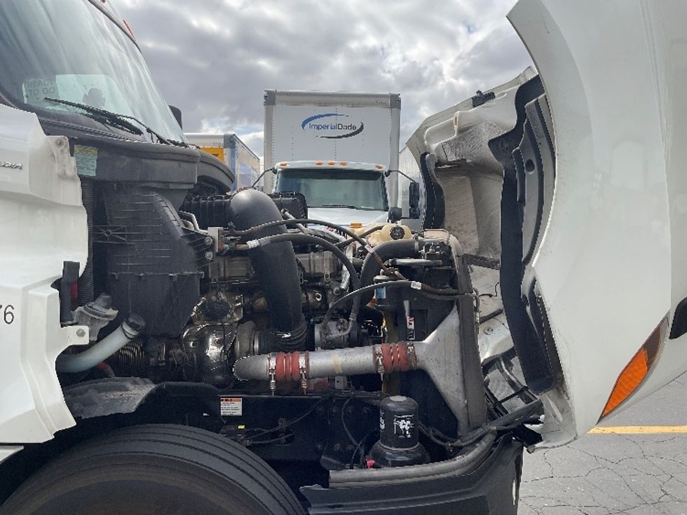 Sleeper Tractor-Heavy Duty Tractors-Freightliner-2022-T12664ST-Fontana-CA-609,000\n\t\tmiles-$ 72,250 - Image 20