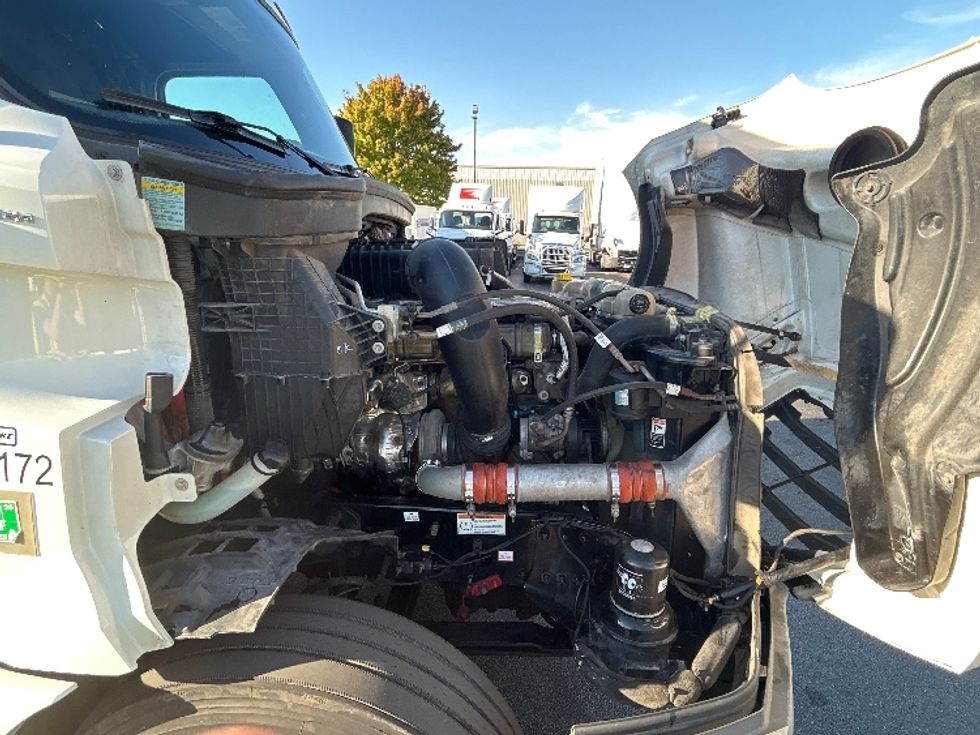 Sleeper Tractor-Heavy Duty Tractors-Freightliner-2022-T12664ST-Forest Park-GA-765,677\n\t\tmiles-$ 50,000 - Image 20