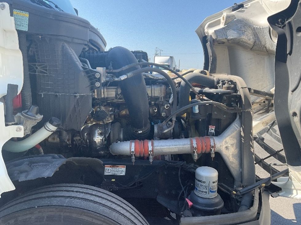 Sleeper Tractor-Heavy Duty Tractors-Freightliner-2022-T12664ST-Fort Wayne-IN-507,909\n\t\tmiles-$ 67,750 - Image 20