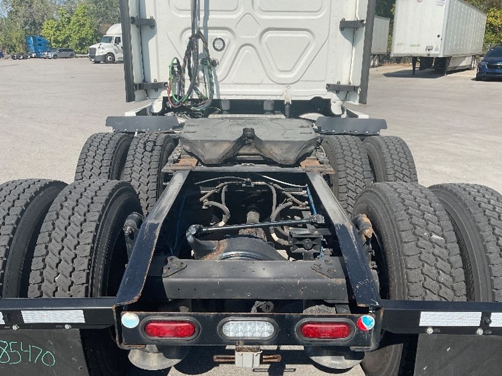 Sleeper Tractor-Heavy Duty Tractors-Freightliner-2022-T12664ST-Fort Wayne-IN-507,909\n\t\tmiles-$ 67,750 - Image 6