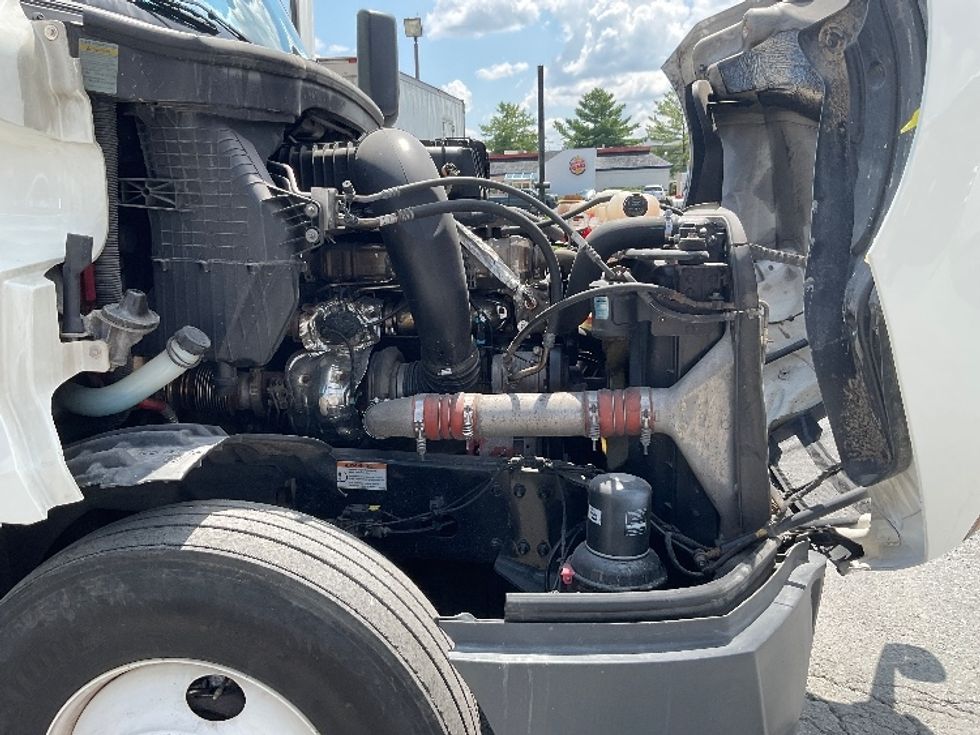 Sleeper Tractor-Heavy Duty Tractors-Freightliner-2022-T12664ST-Frederick-MD-453,713\n\t\tmiles-$ 78,500 - Image 20