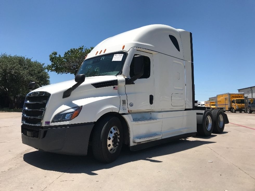 Sleeper Tractor-Heavy Duty Tractors-Freightliner-2022-T12664ST-Garland-TX-460,321\n\t\tmiles-$ 83,250 - Image 3