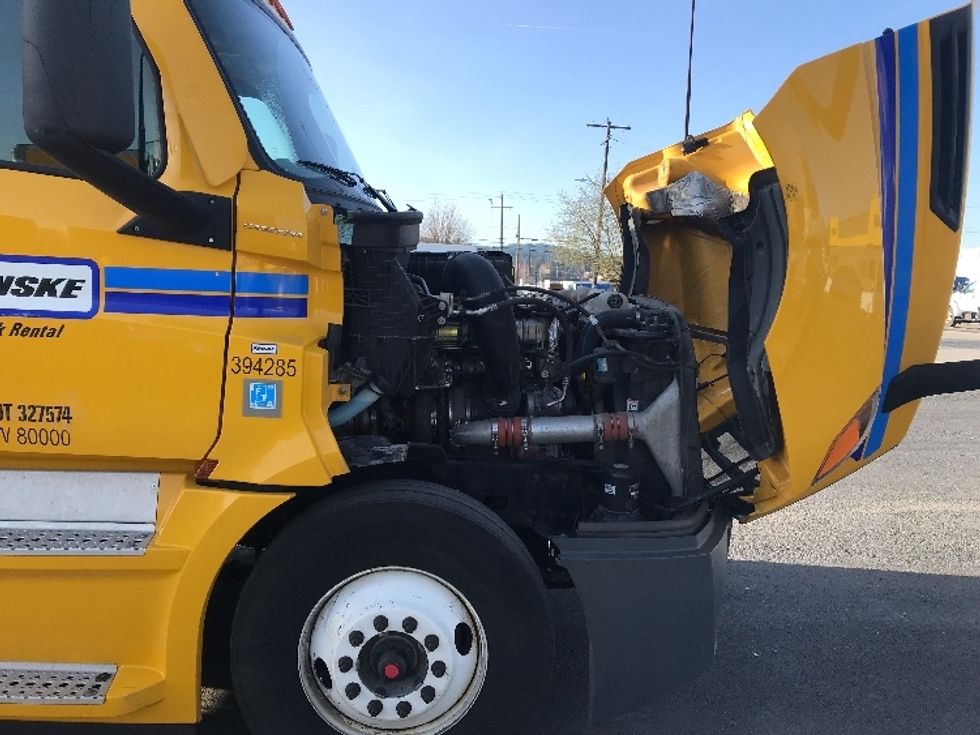 Sleeper Tractor-Heavy Duty Tractors-Freightliner-2022-T12664ST-Goodyear-AZ-413,616\n\t\tmiles-$ 80,750 - Image 19