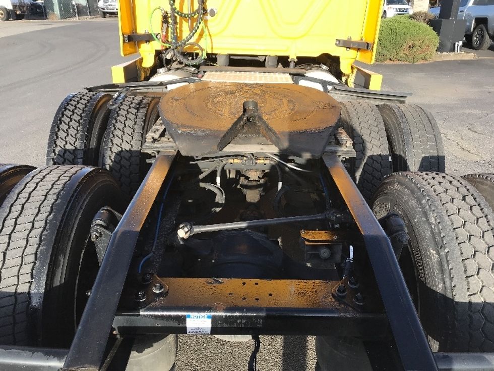 Sleeper Tractor-Heavy Duty Tractors-Freightliner-2022-T12664ST-Goodyear-AZ-413,616\n\t\tmiles-$ 80,750 - Image 6