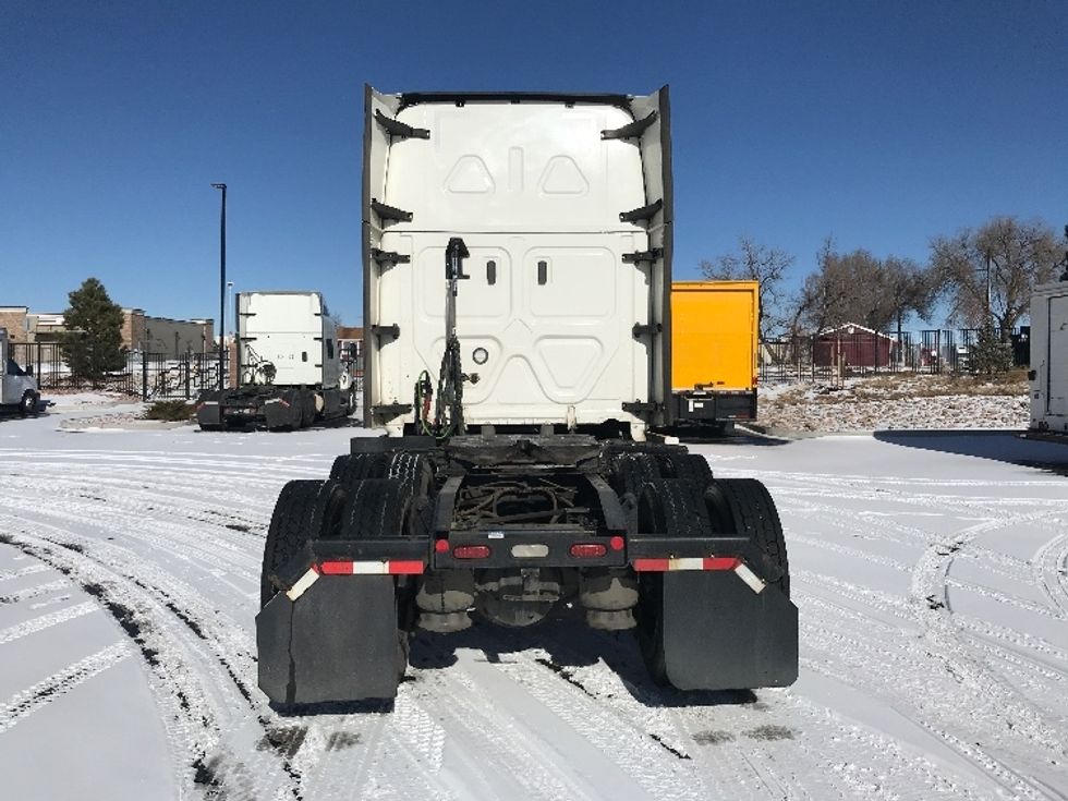 Sleeper Tractor-Heavy Duty Tractors-Freightliner-2022-T12664ST-Greeley-CO-570,439\n\t\tmiles-$ 65,250 - Image 6