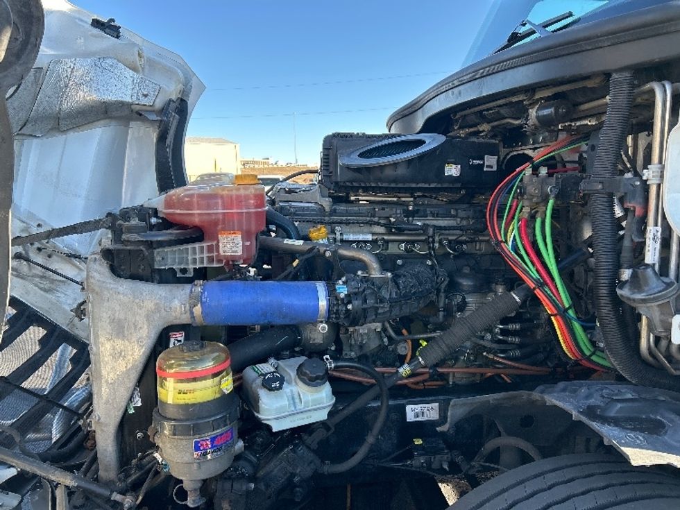 Sleeper Tractor-Heavy Duty Tractors-Freightliner-2022-T12664ST-Greeley-CO-707,370\n\t\tmiles-$ 50,750 - Image 21