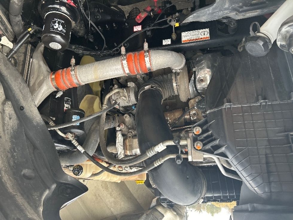 Sleeper Tractor-Heavy Duty Tractors-Freightliner-2022-T12664ST-Houston-TX-380,632\n\t\tmiles-$ 84,250 - Image 20