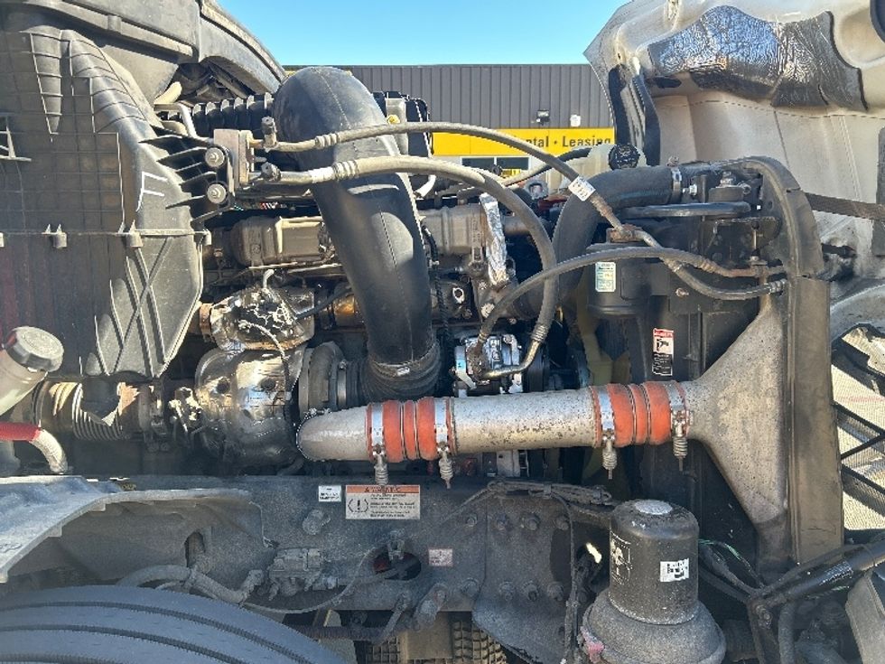 Sleeper Tractor-Heavy Duty Tractors-Freightliner-2022-T12664ST-Houston-TX-583,711\n\t\tmiles-$ 64,000 - Image 20
