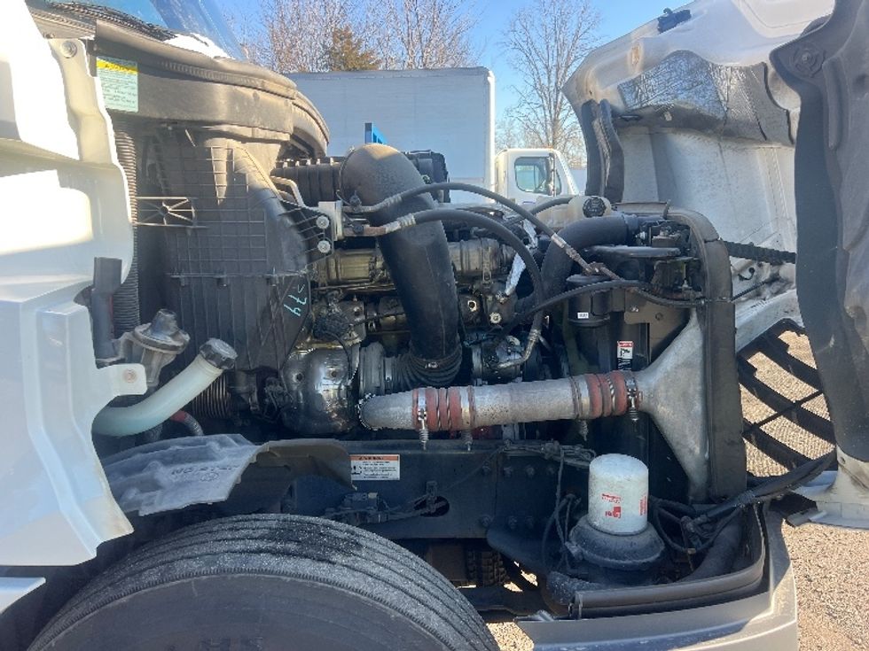 Sleeper Tractor-Heavy Duty Tractors-Freightliner-2022-T12664ST-Indian Trail-NC-380,355\n\t\tmiles-$ 78,750 - Image 20