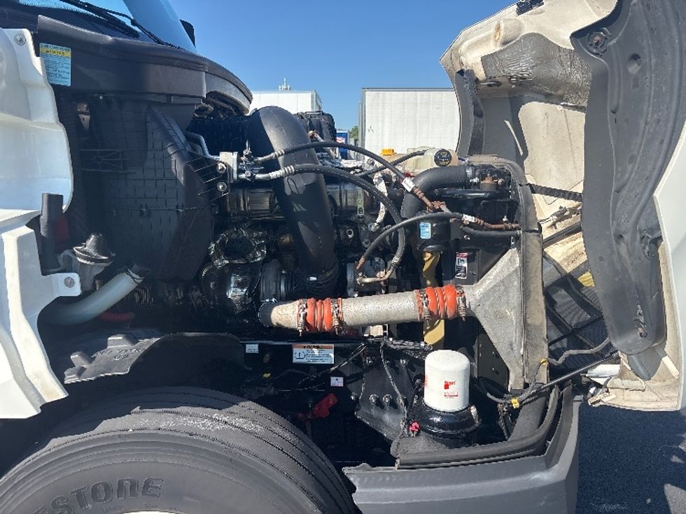 Sleeper Tractor-Heavy Duty Tractors-Freightliner-2022-T12664ST-Indianapolis-IN-502,249\n\t\tmiles-$ 71,250 - Image 20