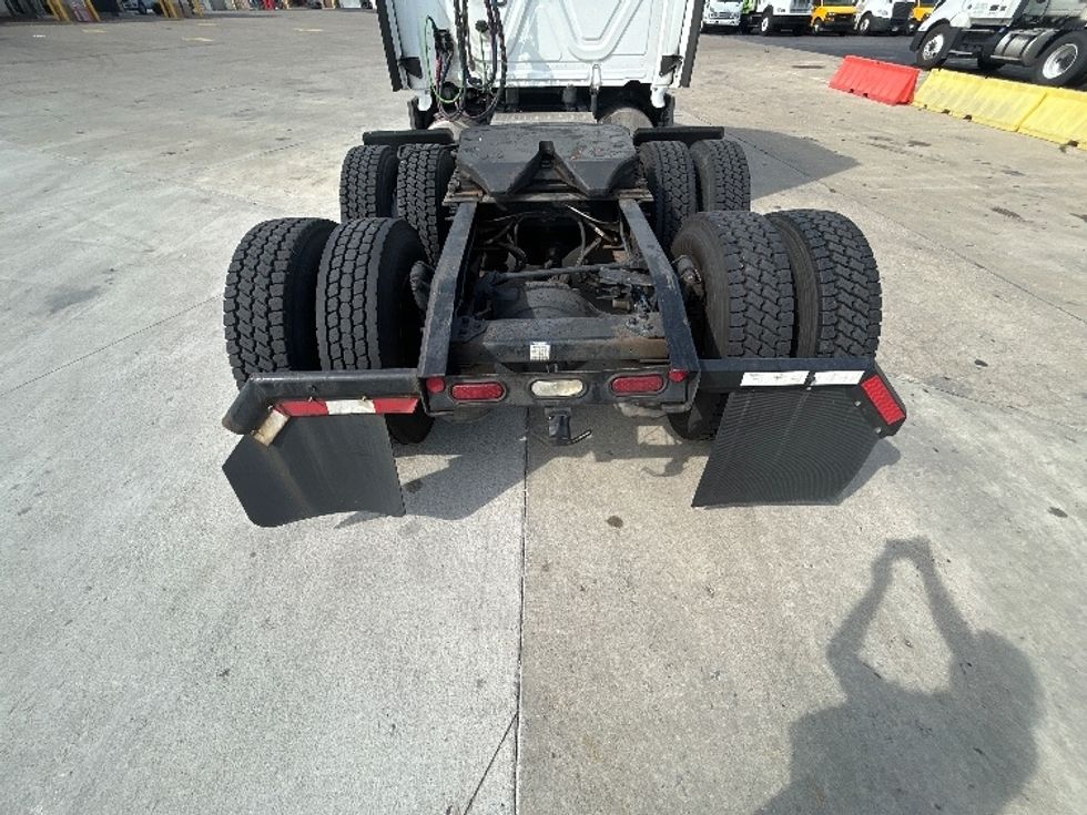 Sleeper Tractor-Heavy Duty Tractors-Freightliner-2022-T12664ST-Indianapolis-IN-584,651\n\t\tmiles-$ 65,500 - Image 6