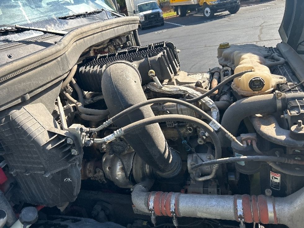 Sleeper Tractor-Heavy Duty Tractors-Freightliner-2022-T12664ST-Kennesaw-GA-523,055\n\t\tmiles-$ 68,750 - Image 20