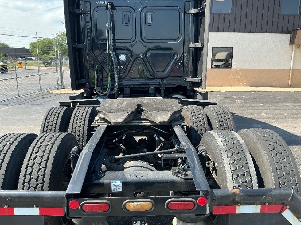 Sleeper Tractor-Heavy Duty Tractors-Freightliner-2022-T12664ST-La Porte-IN-340,348\n\t\tmiles-$ 88,500 - Image 6