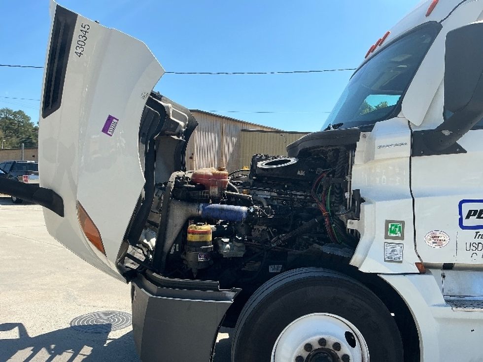 Sleeper Tractor-Heavy Duty Tractors-Freightliner-2022-T12664ST-Lagrange-GA-544,050\n\t\tmiles-$ 77,500 - Image 21