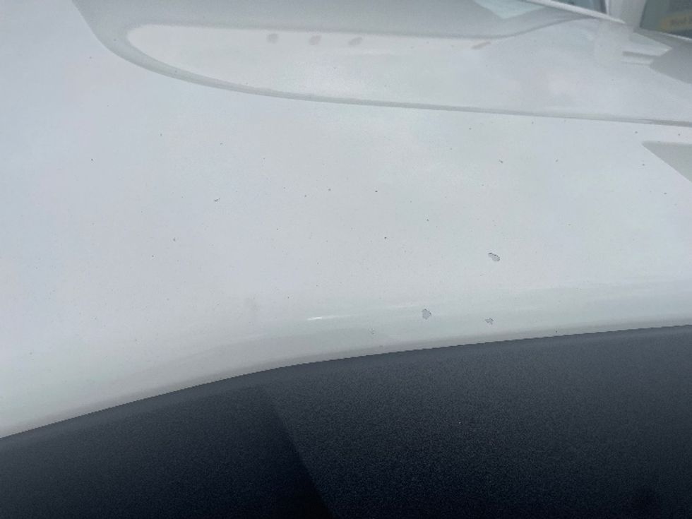 Sleeper Tractor-Heavy Duty Tractors-Freightliner-2022-T12664ST-Lithia Springs-GA-454,372\n\t\tmiles-$ 75,750 - Image 24