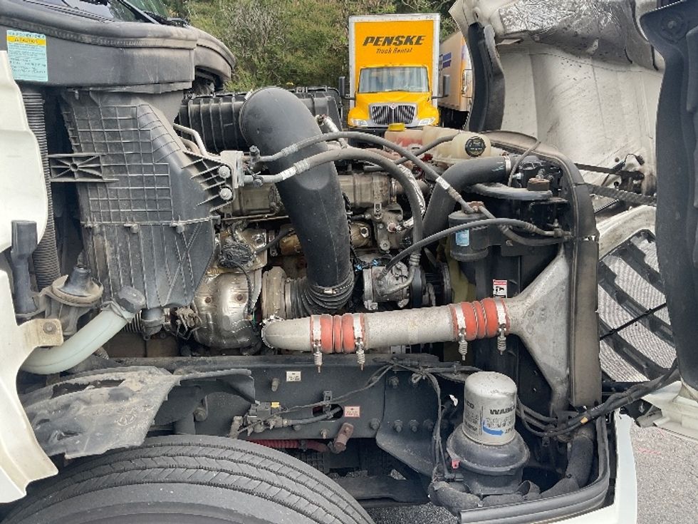 Sleeper Tractor-Heavy Duty Tractors-Freightliner-2022-T12664ST-Little Rock-AR-477,409\n\t\tmiles-$ 73,500 - Image 20