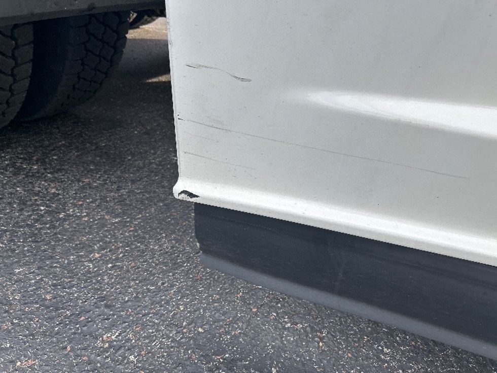 Sleeper Tractor-Heavy Duty Tractors-Freightliner-2022-T12664ST-Memphis-TN-445,274\n\t\tmiles-$ 73,750 - Image 24