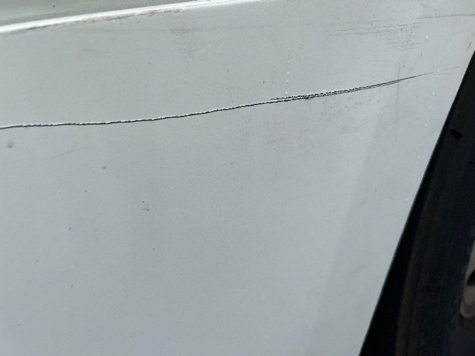 Sleeper Tractor-Heavy Duty Tractors-Freightliner-2022-T12664ST-Montgomery-NY-403,379\n\t\tmiles-$ 79,000 - Image 22