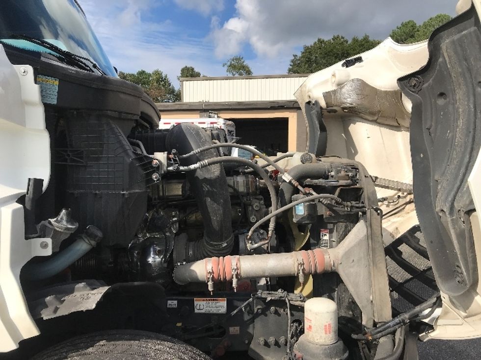 Sleeper Tractor-Heavy Duty Tractors-Freightliner-2022-T12664ST-Newport News-VA-379,600\n\t\tmiles-$ 80,000 - Image 20