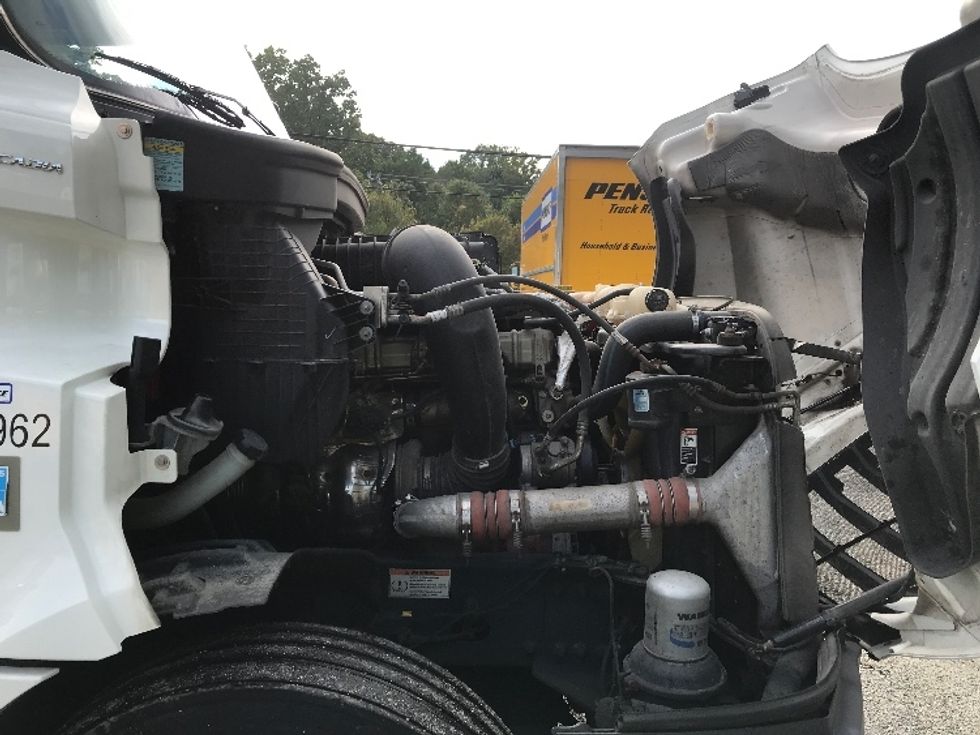 Sleeper Tractor-Heavy Duty Tractors-Freightliner-2022-T12664ST-Newport News-VA-555,687\n\t\tmiles-$ 65,250 - Image 18