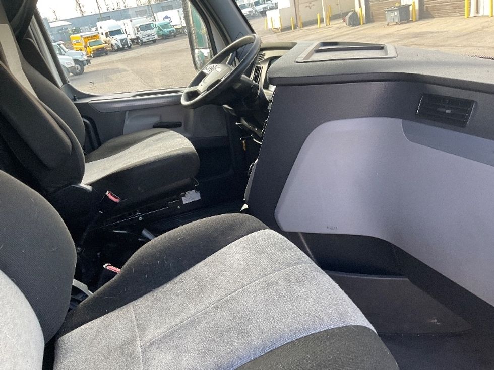 Sleeper Tractor-Heavy Duty Tractors-Freightliner-2022-T12664ST-Pell City-AL-704,576\n\t\tmiles-$ 60,000 - Image 15